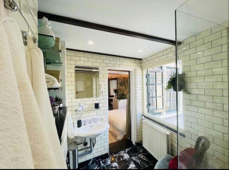 The Enlightened House Luxury Suites Amsterdam Eksteriør bilde